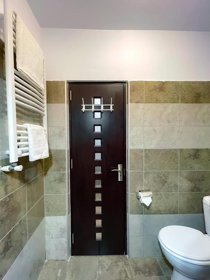 Cool Flat In The Heart Of Bucharest'S Fun And History Apartment Exterior foto