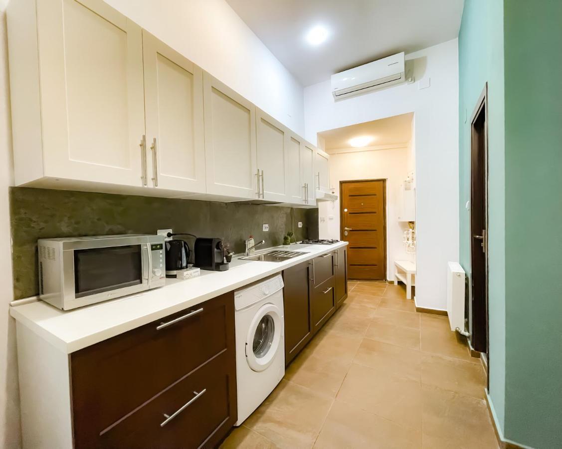 Cool Flat In The Heart Of Bucharest'S Fun And History Apartment Exterior foto